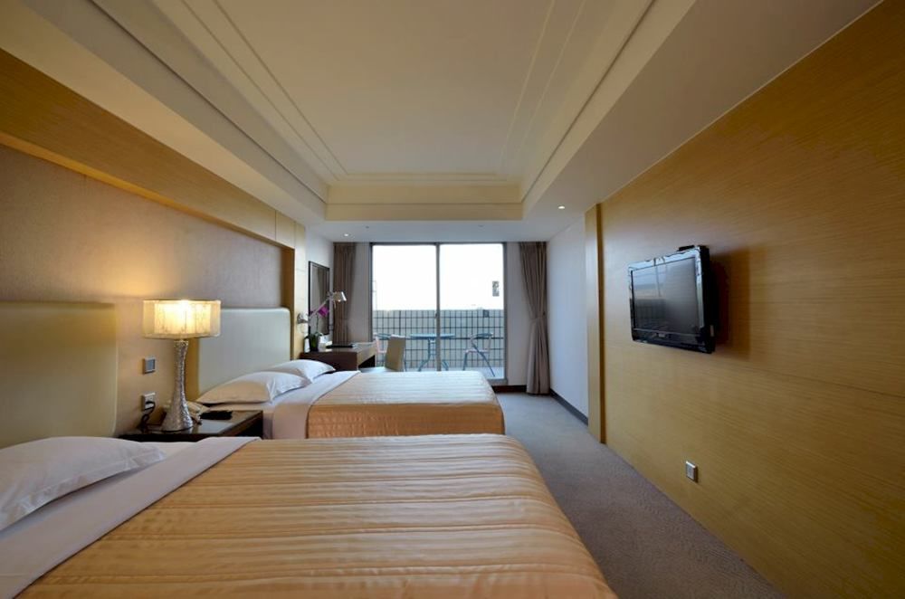 Ever Delightful Business Hotel Цзяї Екстер'єр фото
