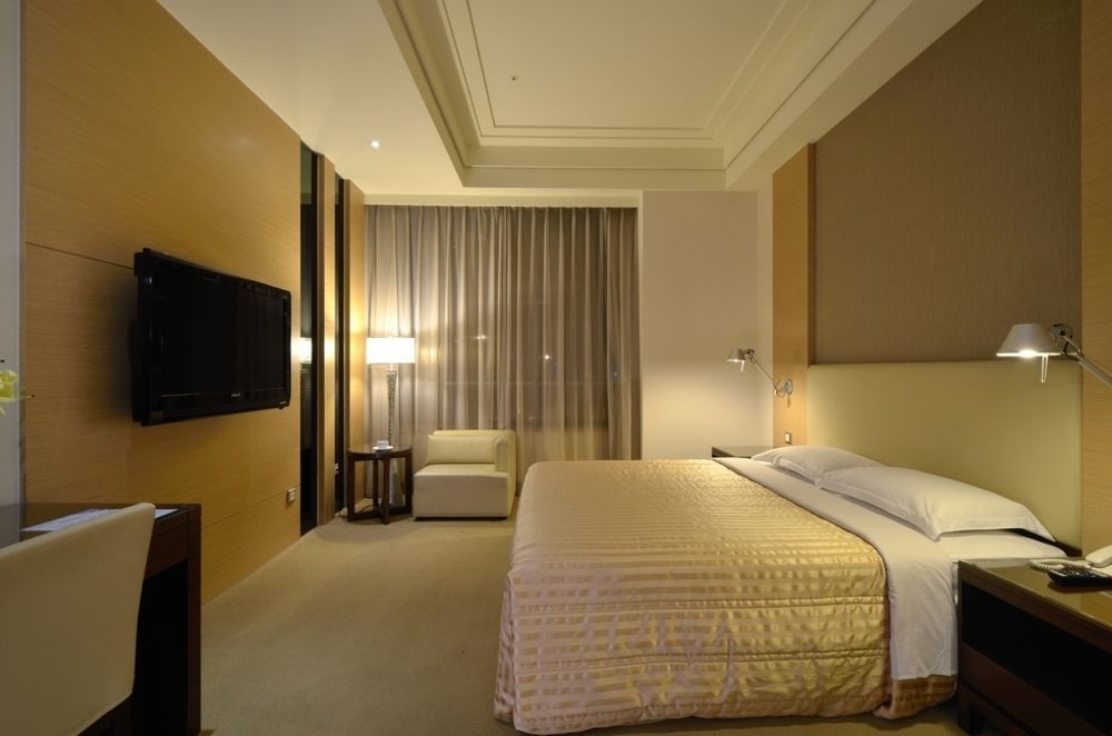 Ever Delightful Business Hotel Цзяї Екстер'єр фото