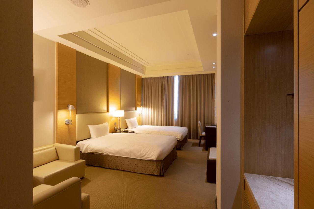 Ever Delightful Business Hotel Цзяї Екстер'єр фото