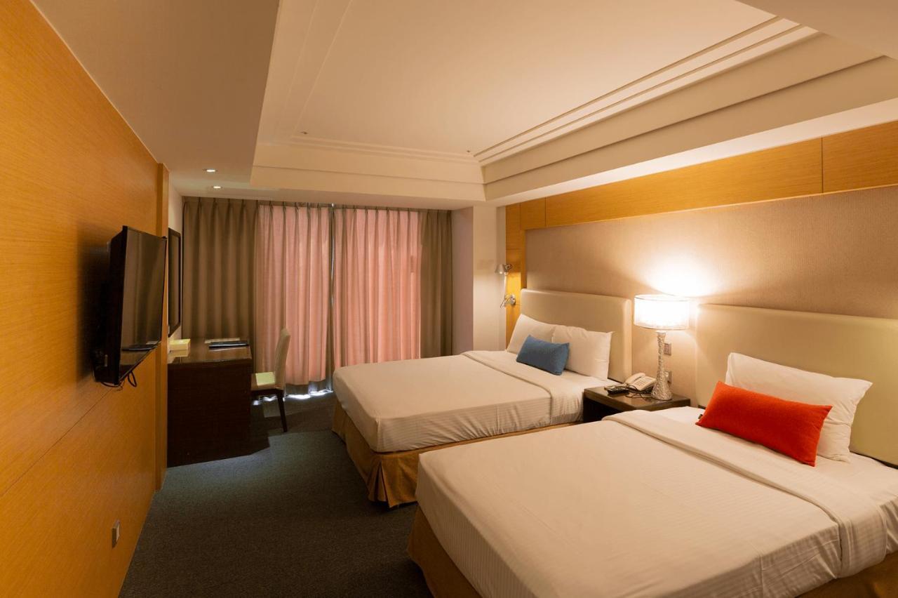 Ever Delightful Business Hotel Цзяї Екстер'єр фото