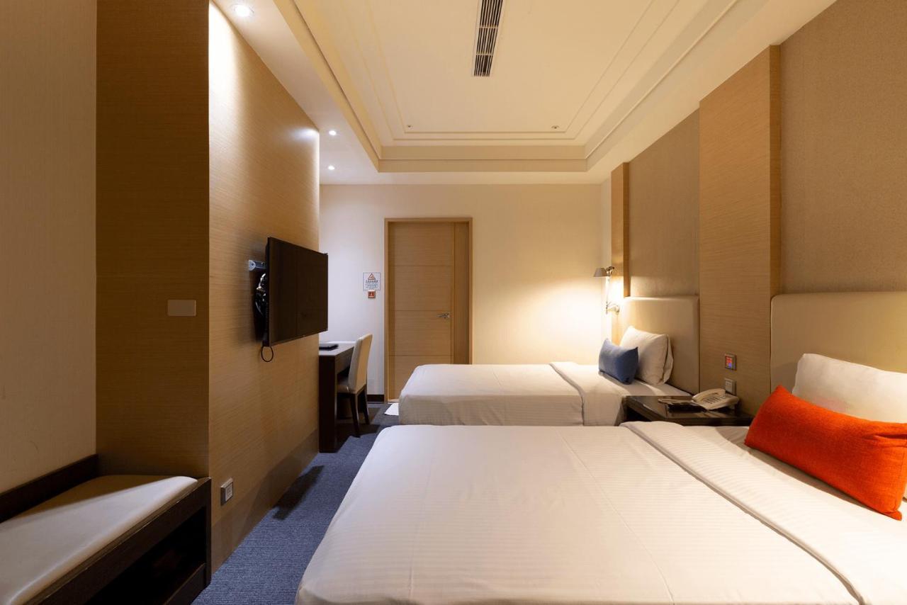 Ever Delightful Business Hotel Цзяї Екстер'єр фото