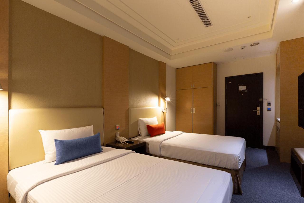Ever Delightful Business Hotel Цзяї Екстер'єр фото